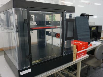 【工芸科】3Dプリンターが設置されました。