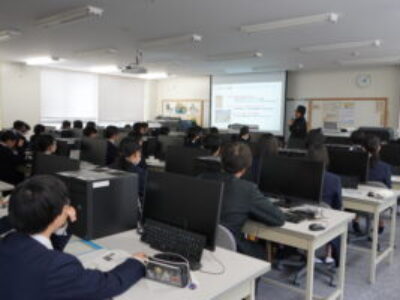 3D CAD実習（デザイン・絵画科）